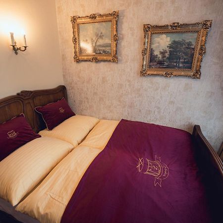 Hotel Svatojansky Dvur Praag Kamer foto