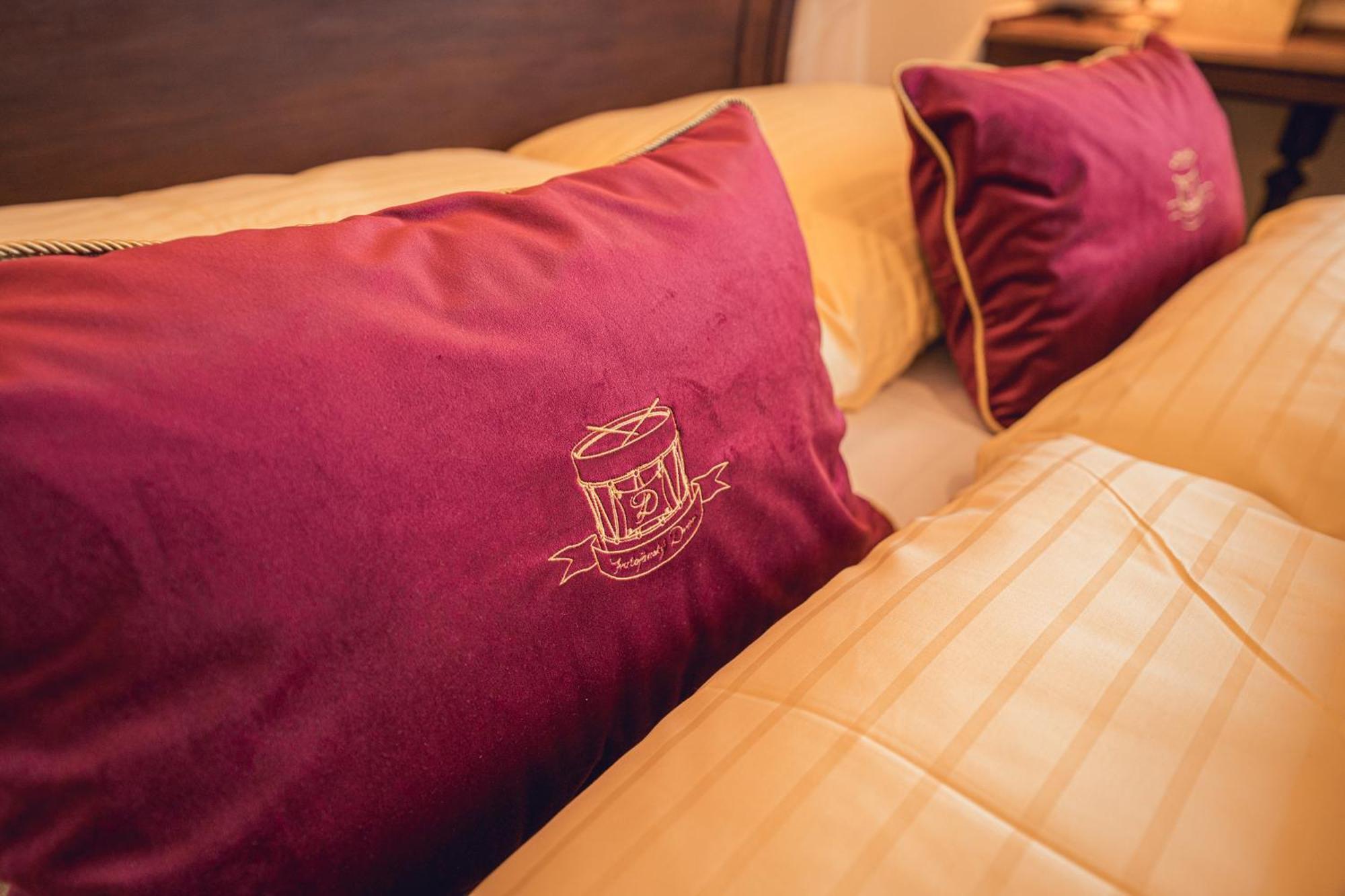 Hotel Svatojansky Dvur Praag Kamer foto